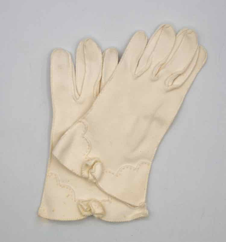 Vtg. Ladies Gloves
