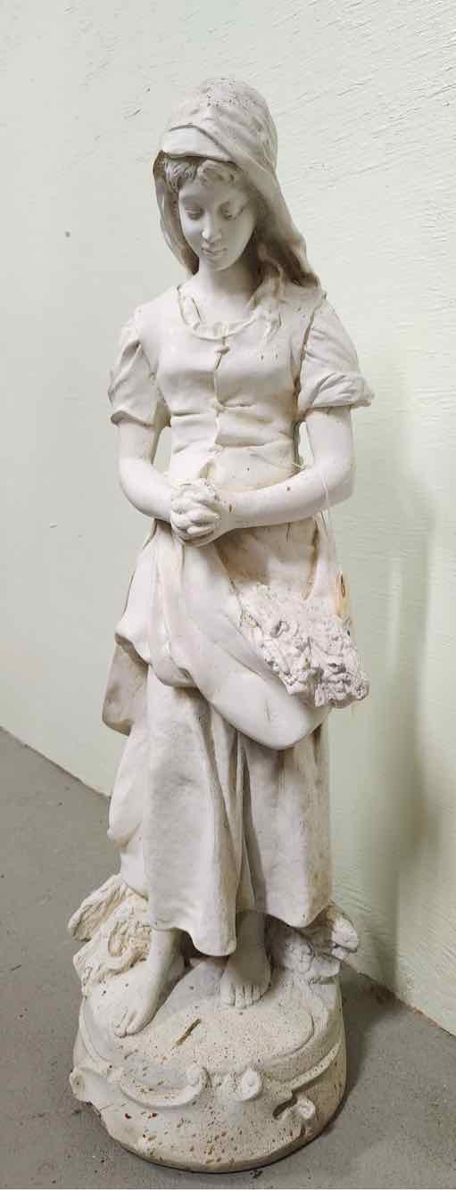 Girl Praying Resin Statue