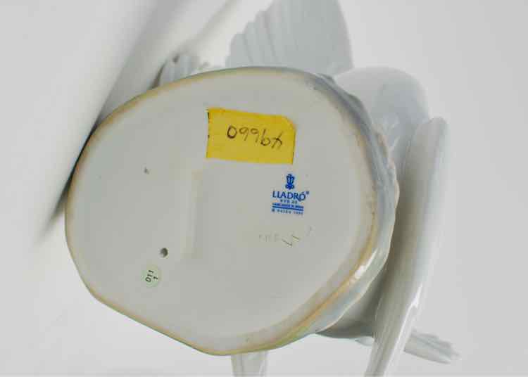 Art Lladro Porcelain "Love Nest Doves"