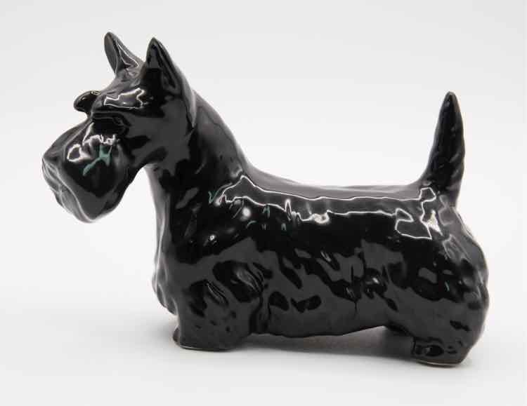 Scottie Statue