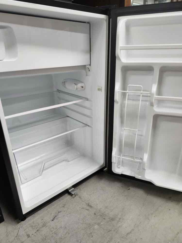 Frigidaire Mini Fridge