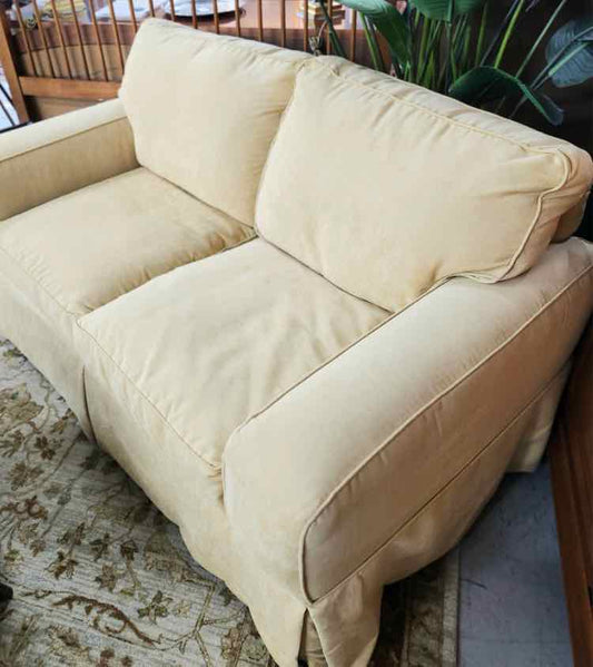 Gold Rowe Loveseat