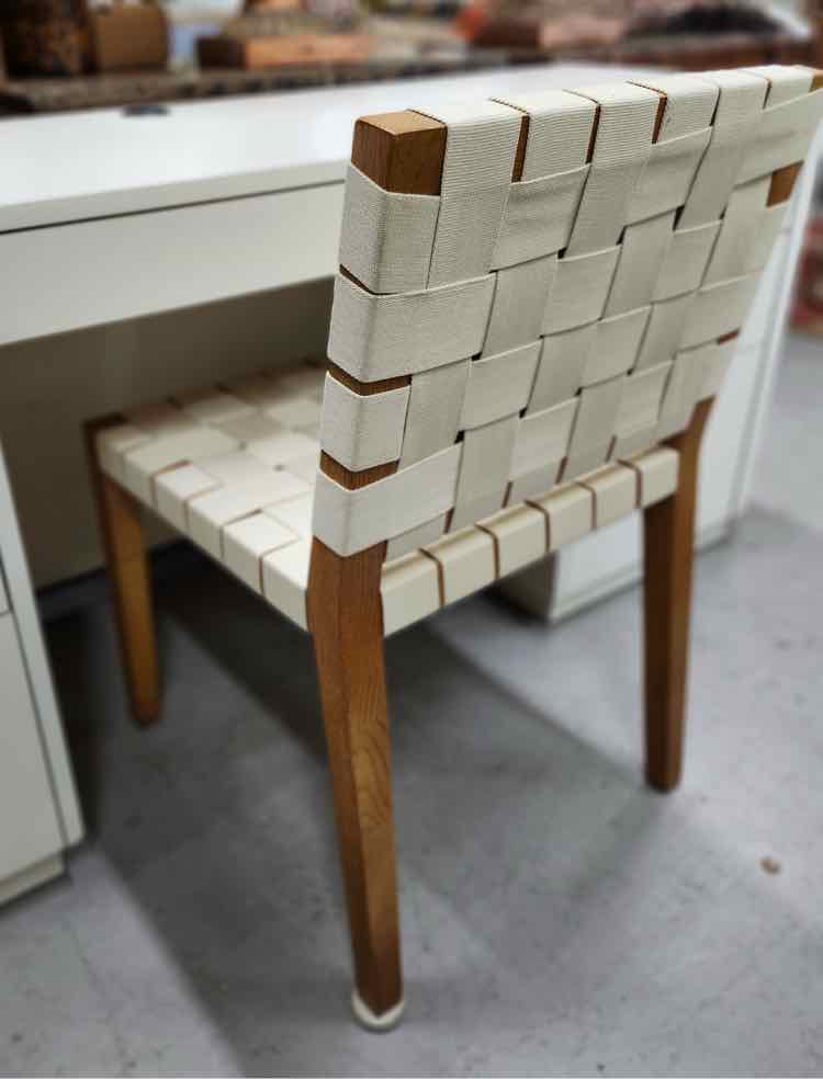Single Canvas Chair