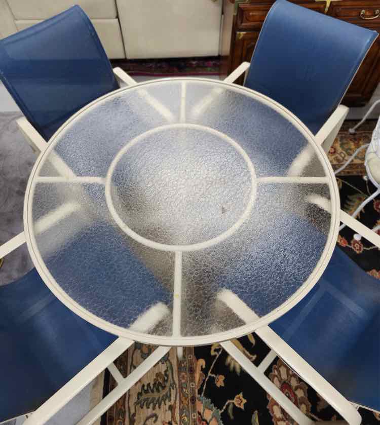 Navy/Tan Outdoor Table w/6 Chairs