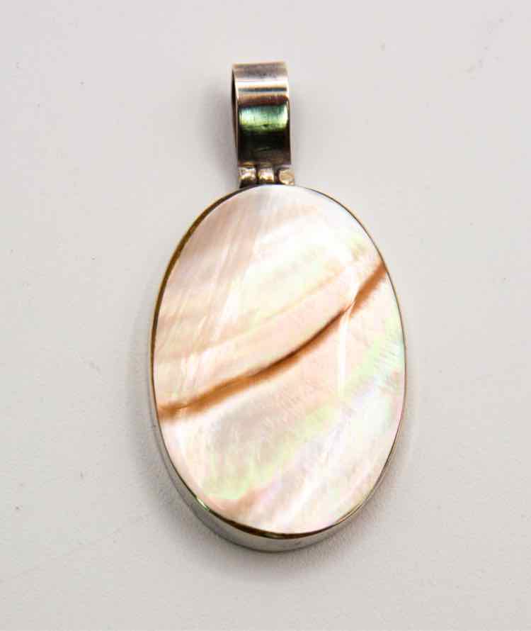 Pendant