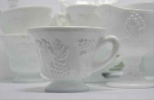 Indiana Milk Glass/37pcs