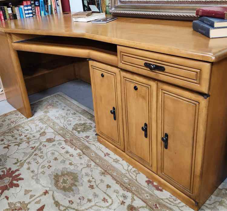 Corner Desk
