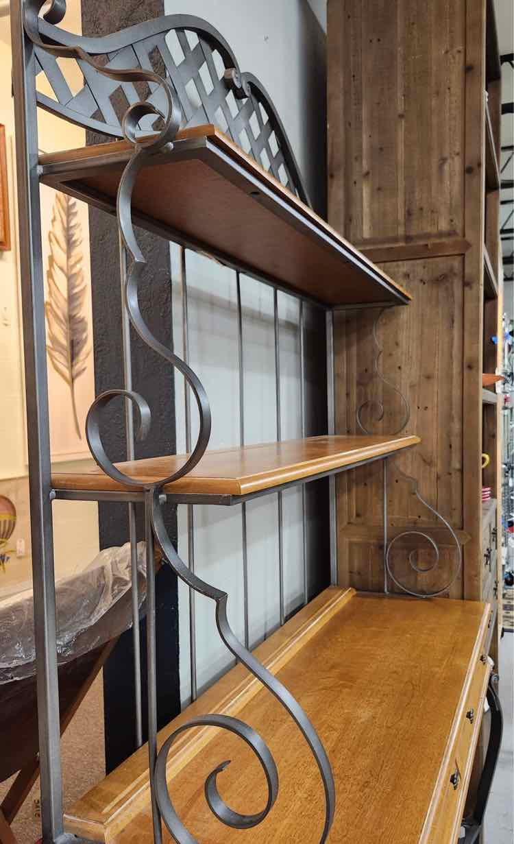 Ethan Allen Bakers Rack