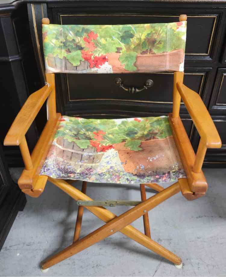 Geranium Flowered Folding Chair