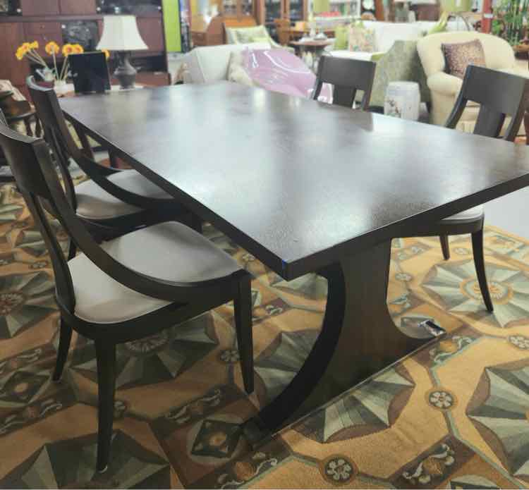 Dinning Table and Chairs 'Century'