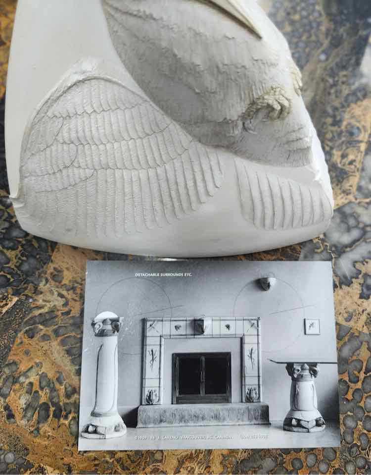 Mantlo Caveno White Stone Bird AS IS