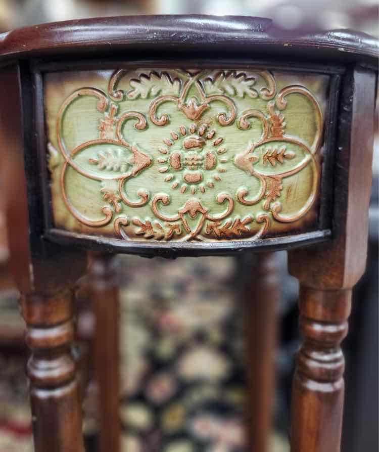 Round Wood End Table