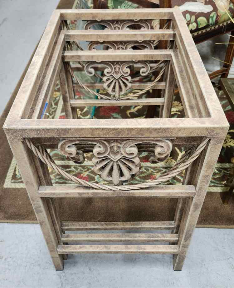Set of 3 Nesting Tables