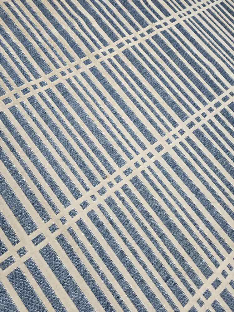 8x10 Striped Rug