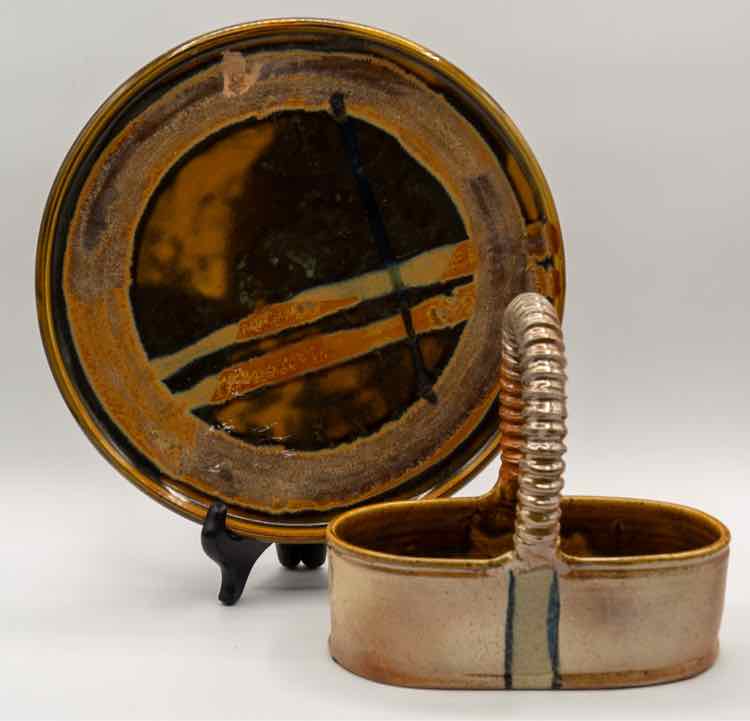 Stone Pottery Plate & Basket