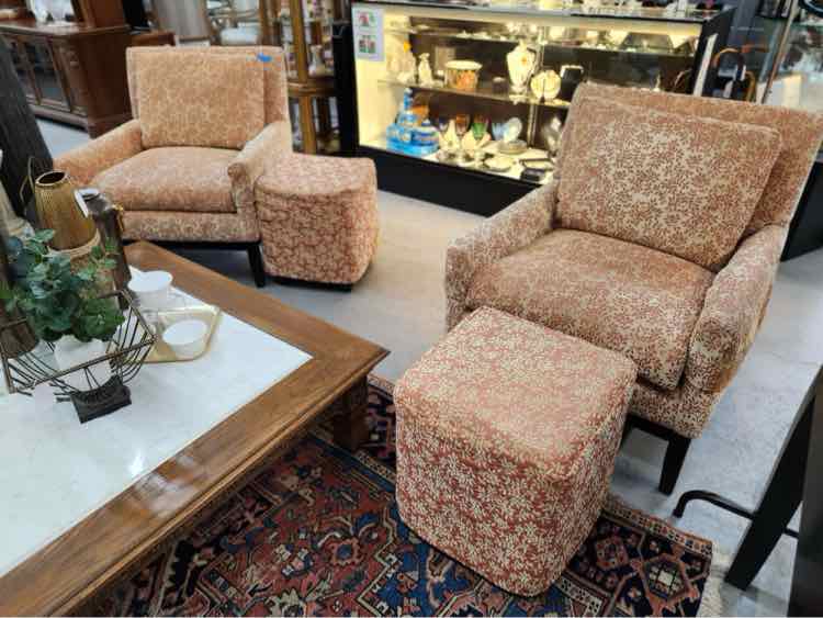 Patterned Chair W/ Ottoman