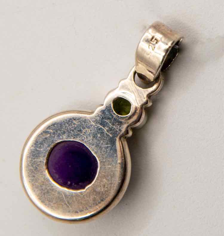 .925 Peridot/Amethyst Charm