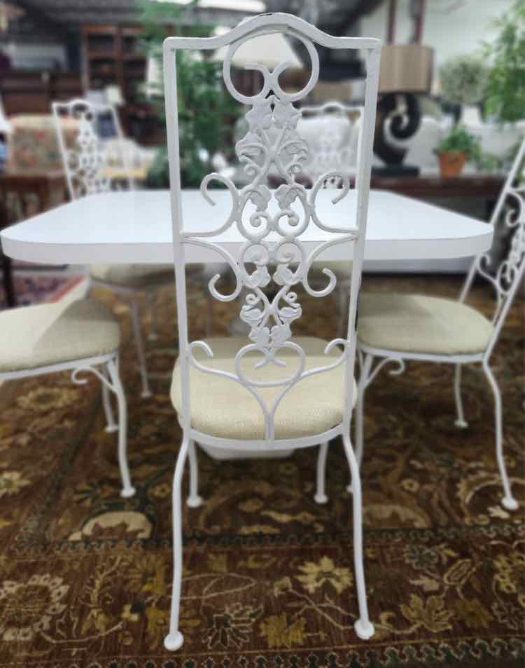 White Dining Table w/5 Chairs