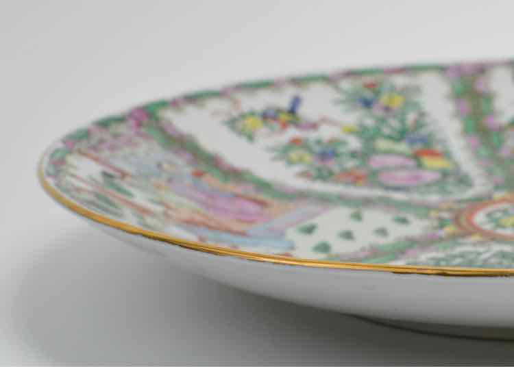 Stamped Chinese Qing "Rose Medallion" Platter