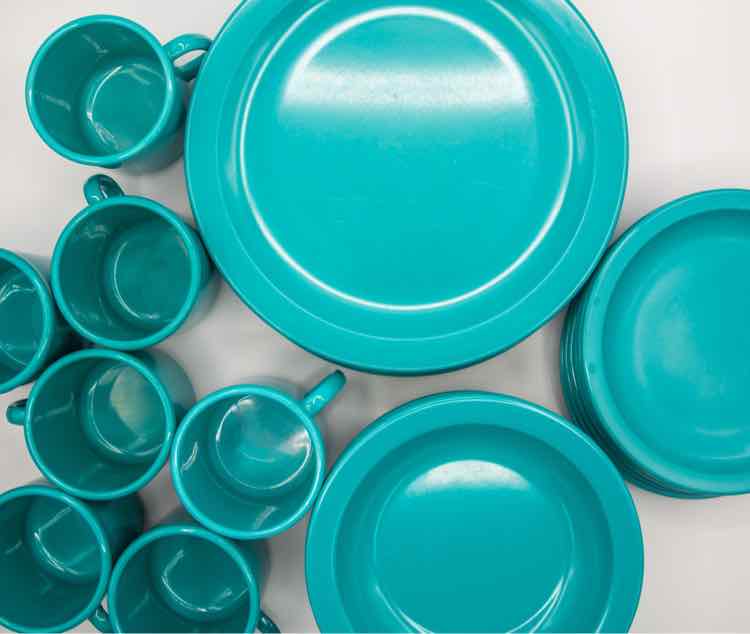 Dishware