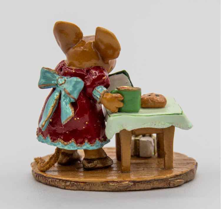 'Wee Forest Folk' Holiday Figurine