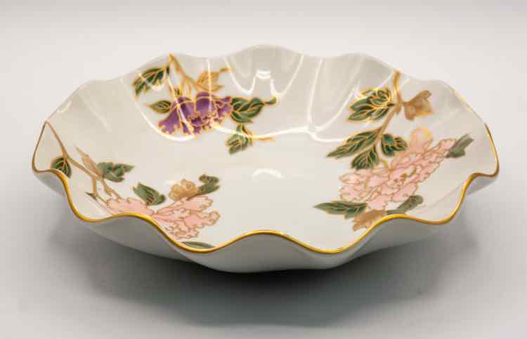 Fitz & Floyd White Peong Dish