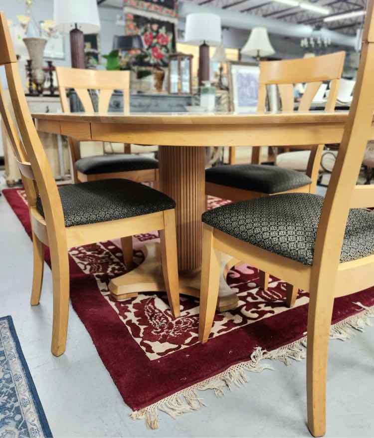 Table with Chairs