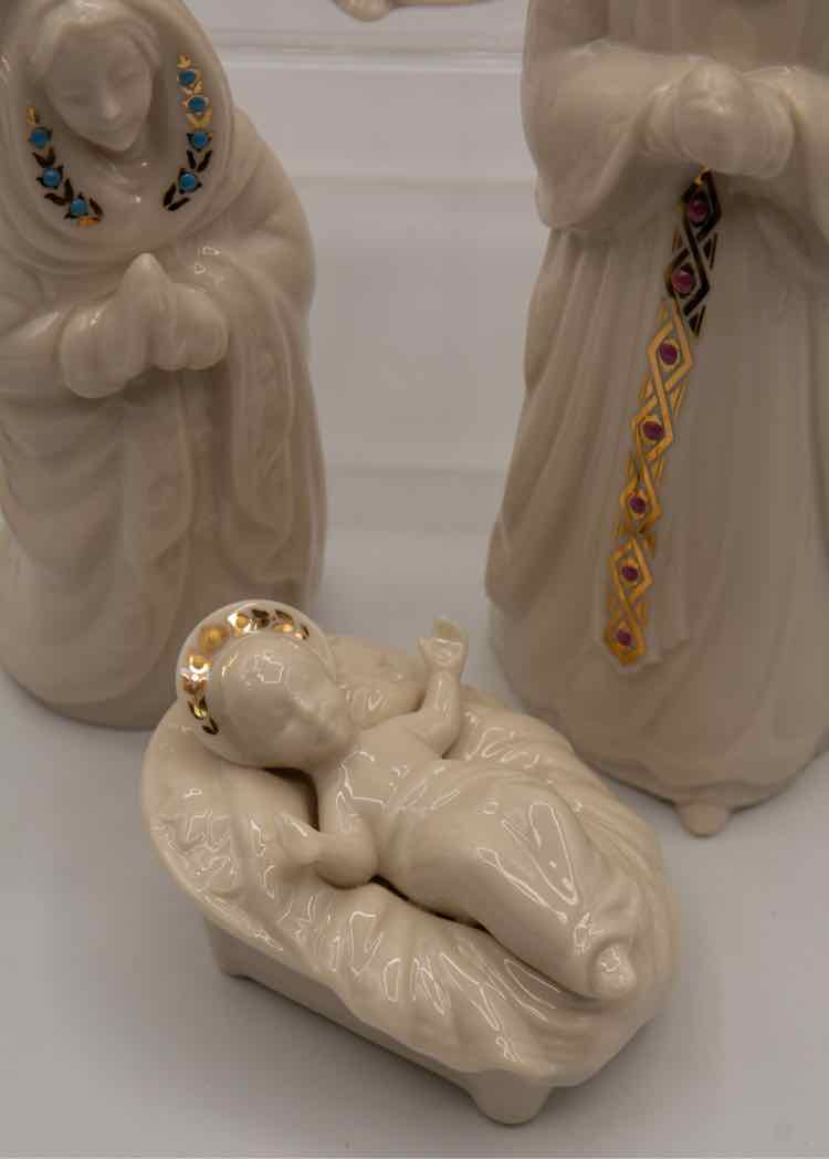 Lenox Christmas Nativity Set/6pcs.