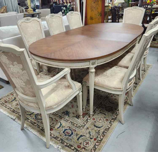 French Kindel Table w/8 Chairs & Leafs