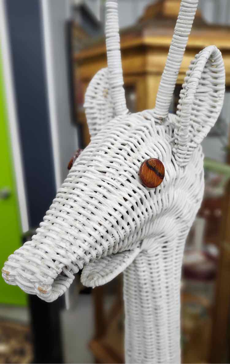White Wicker Giraffe