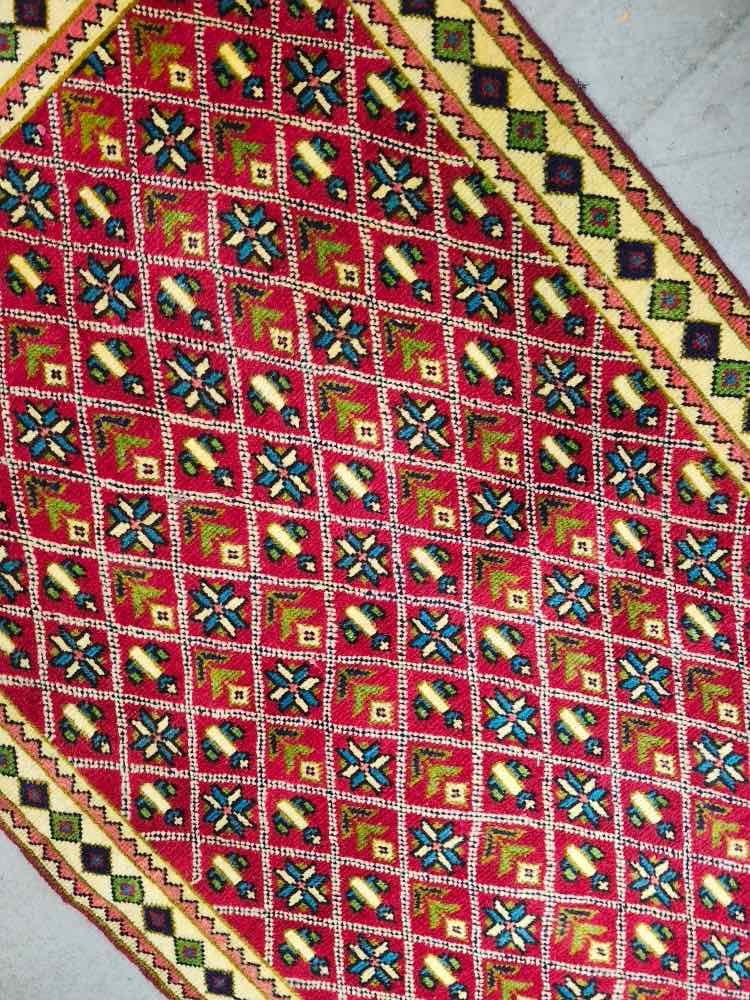 Rug