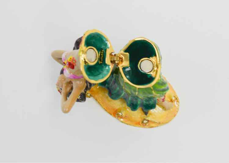 Fantasyard Hula Girl Trinket Box