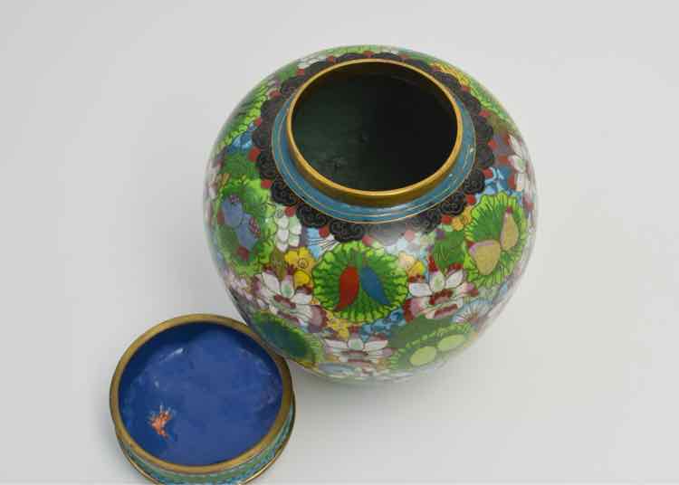 Decor Urn