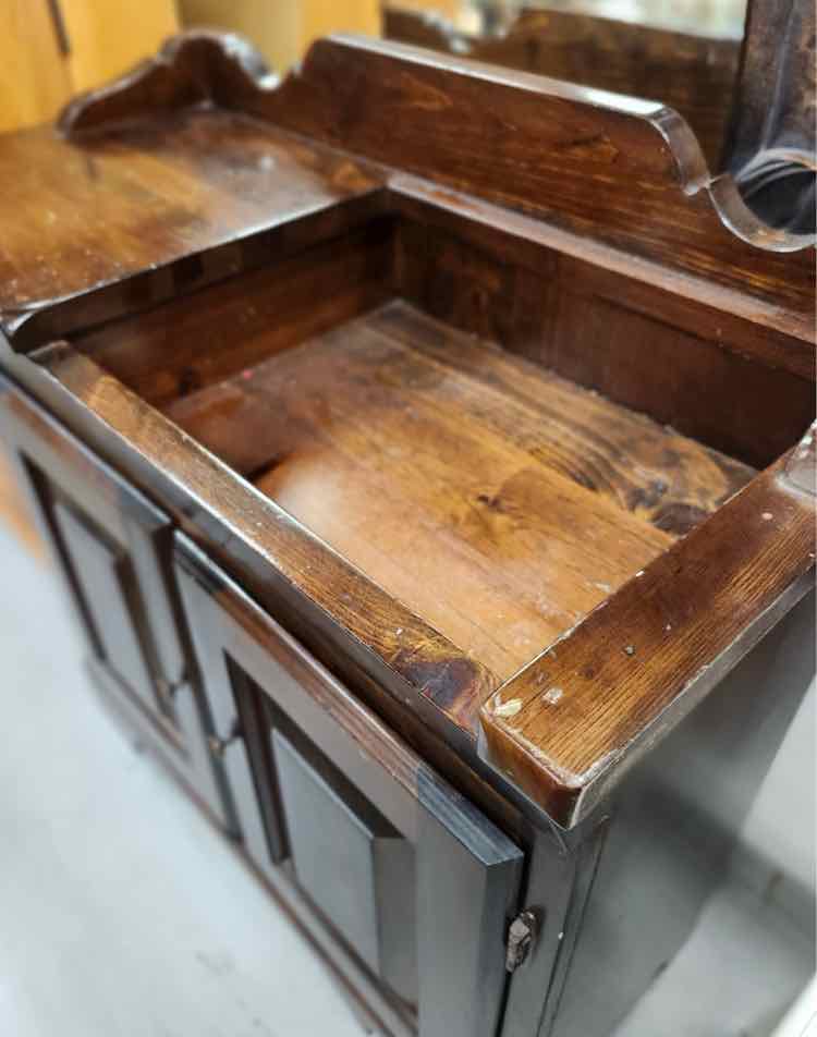 Dry Wood Sink