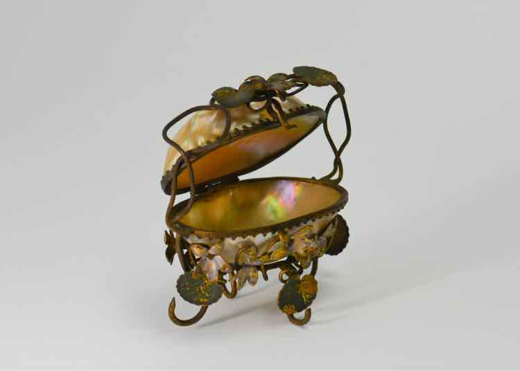French Palais Royal MOP Box