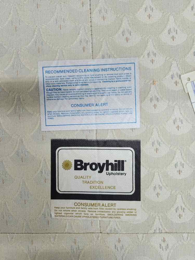 Broyhill Loveseat