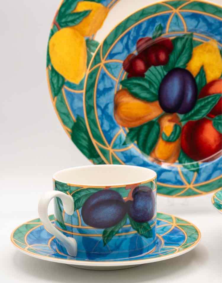 39 Piece Victoria & Beale Forbidden Fruit Dishware
