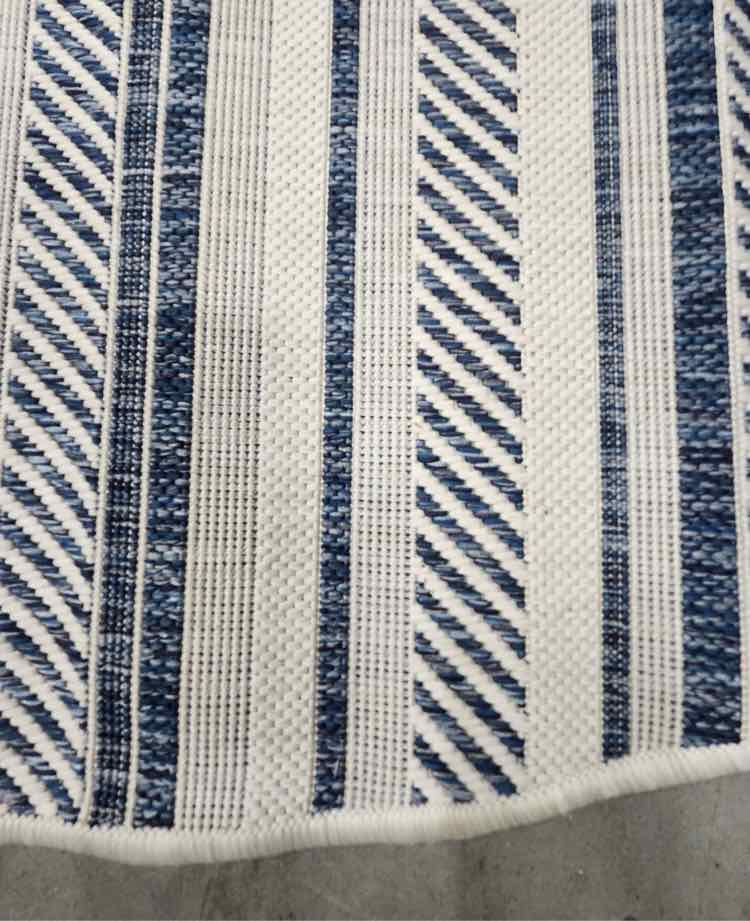 Surya Blue/Cream Round Rug