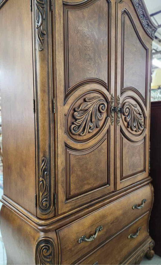 Armoire
