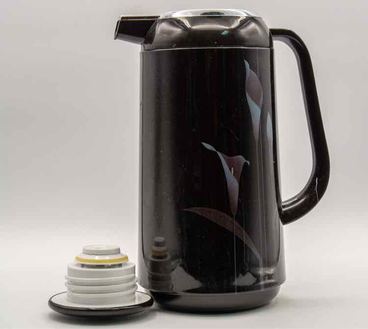 Mikasa Ebony Mandoni Carafe