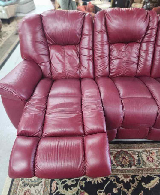 Red Lay-Z-Boy Couch