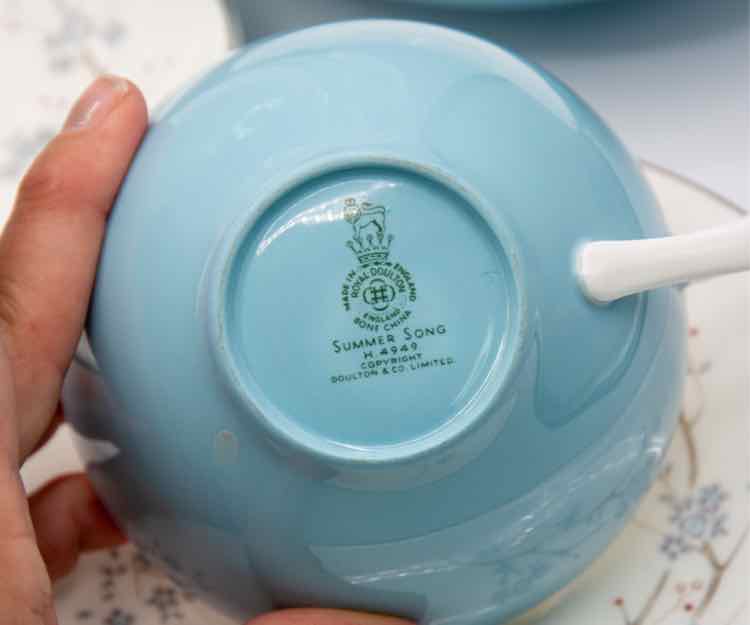 Royal Doulton Dish Set 72pc.