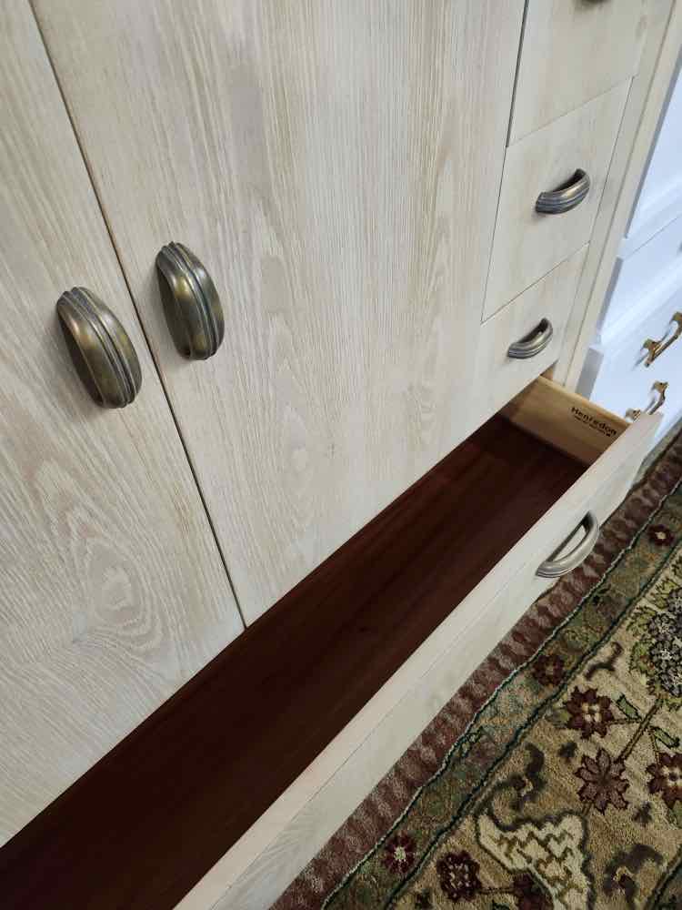 Hendredon Armoire