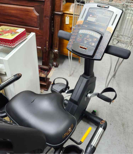 Life Core Exercise Machine