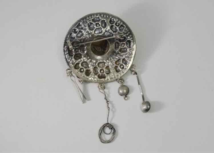 Brooch