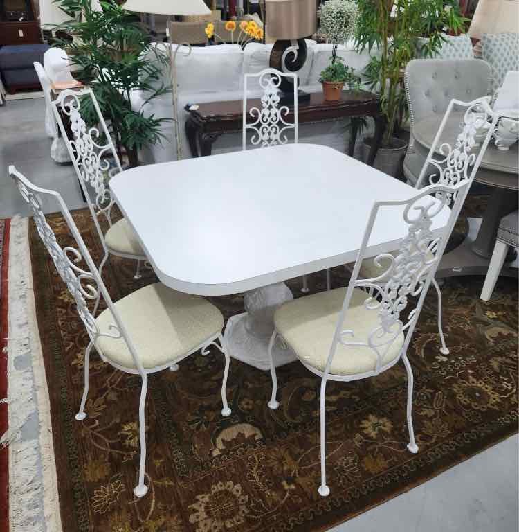 White Dining Table w/5 Chairs