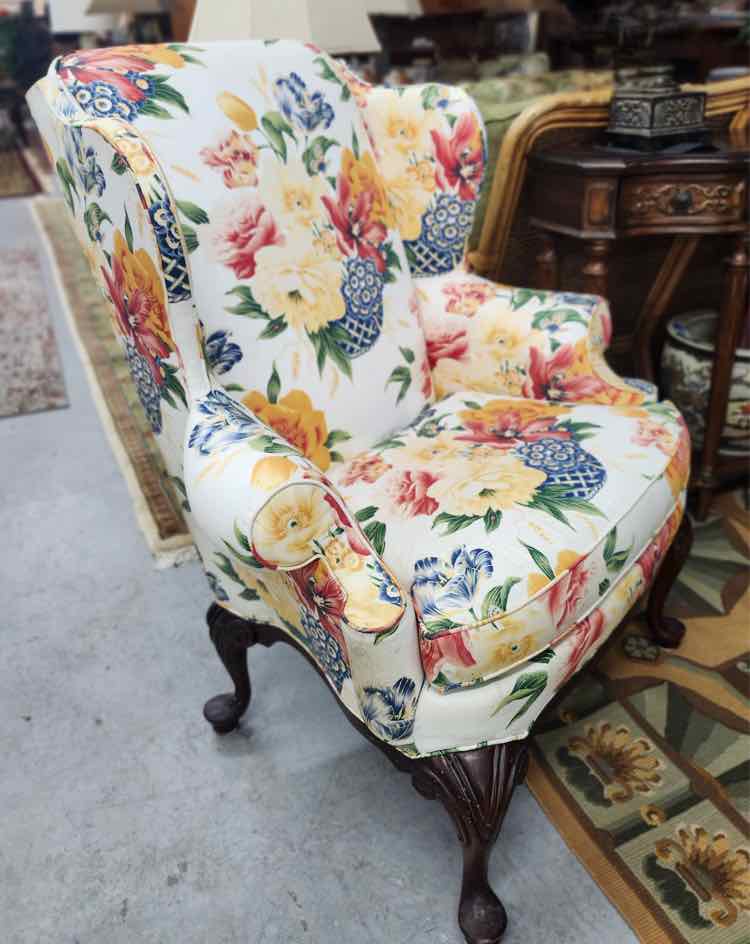 Thomasville Bright Floral Chair