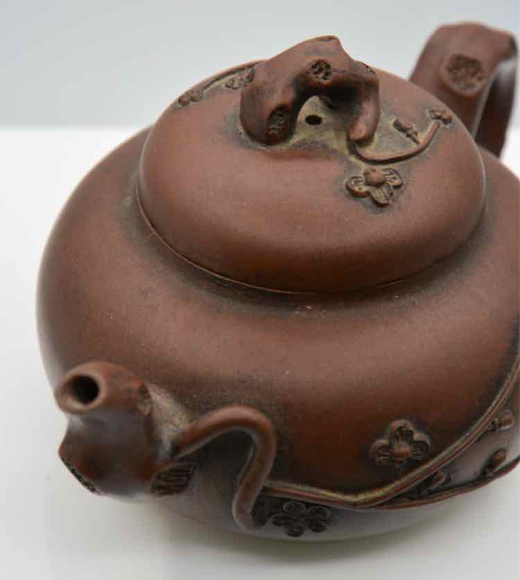 Yixing Purple Clay Raw Ore Pot