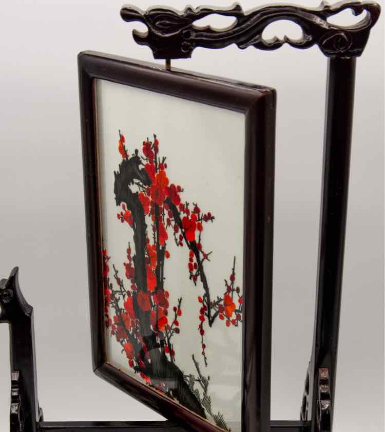 Vtg.Chinese Hand Embroidered Silk Screen