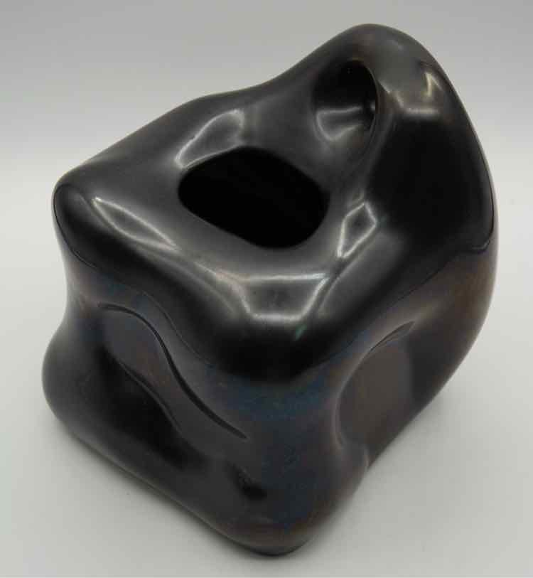 Vohann Vtg. Abstract Tissue Holder